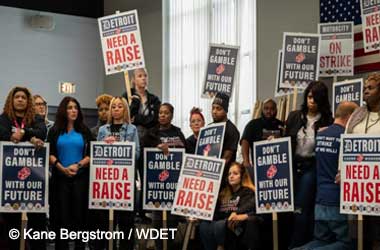 Detroit Casino Workers May Walk Out Today